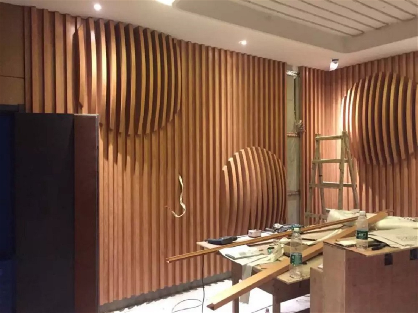 形象墙造型铝方通定做厂家