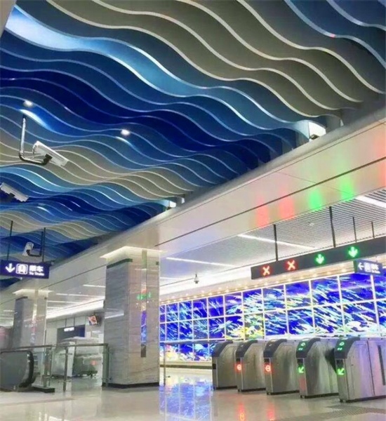 造型铝方通吊顶